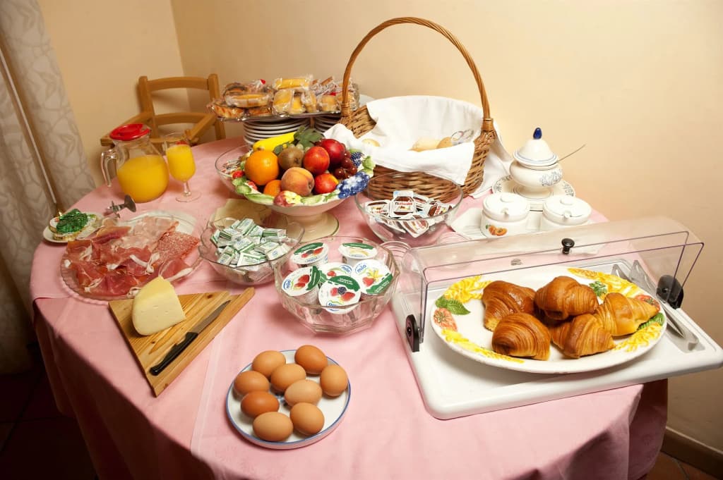 Hotel Beatrice - photo 11