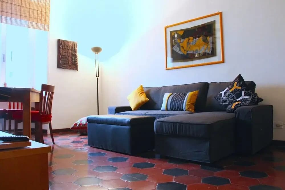 Ethnic Apt in Testaccio's Heart, Serviced by Hostmaker - photo 8