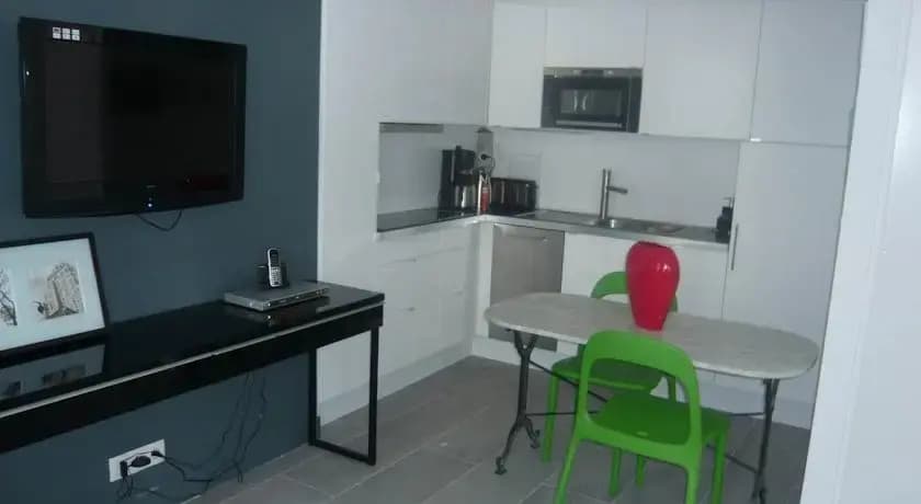 Parisian Home - Appartements Grands Boulevards - Studio - photo 6