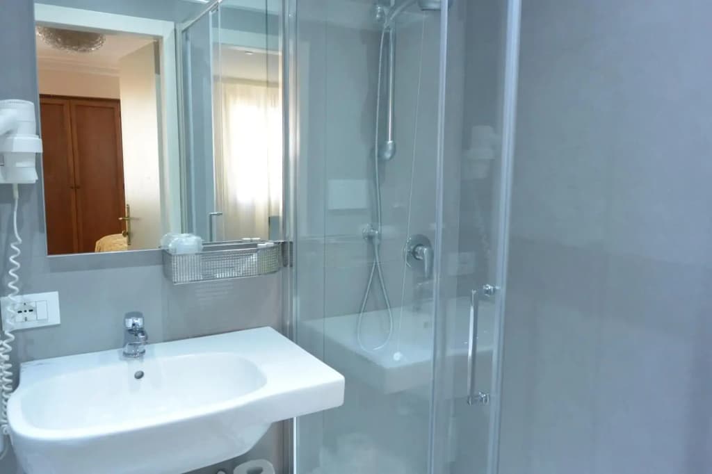 Hotel San Zulian - photo 8