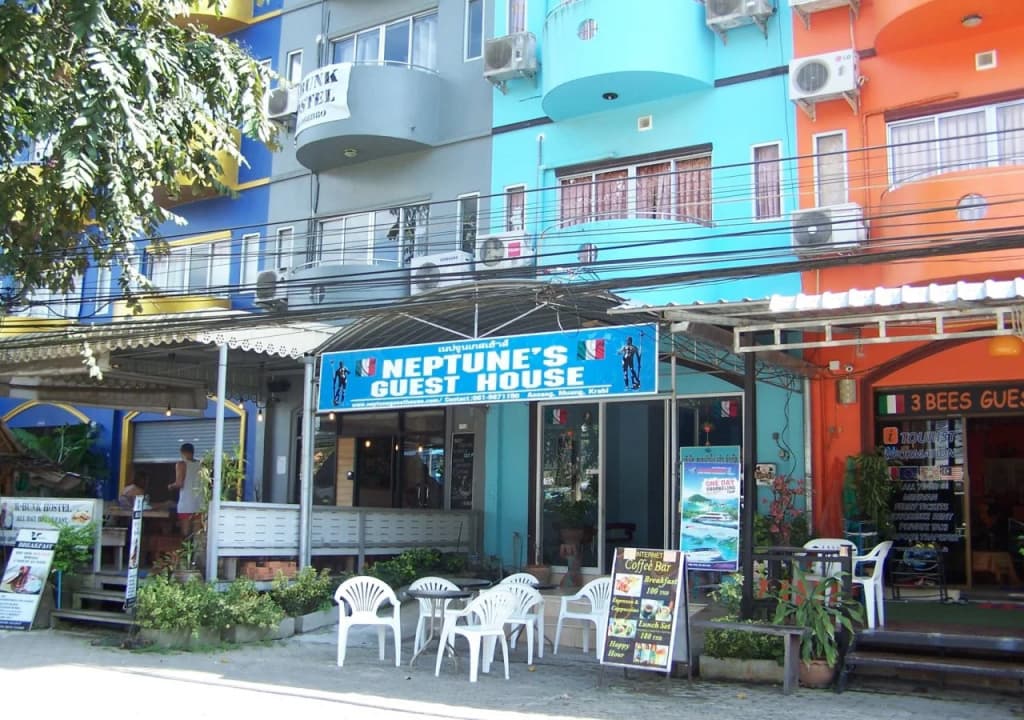 Neptune's Guesthouse - photo 1