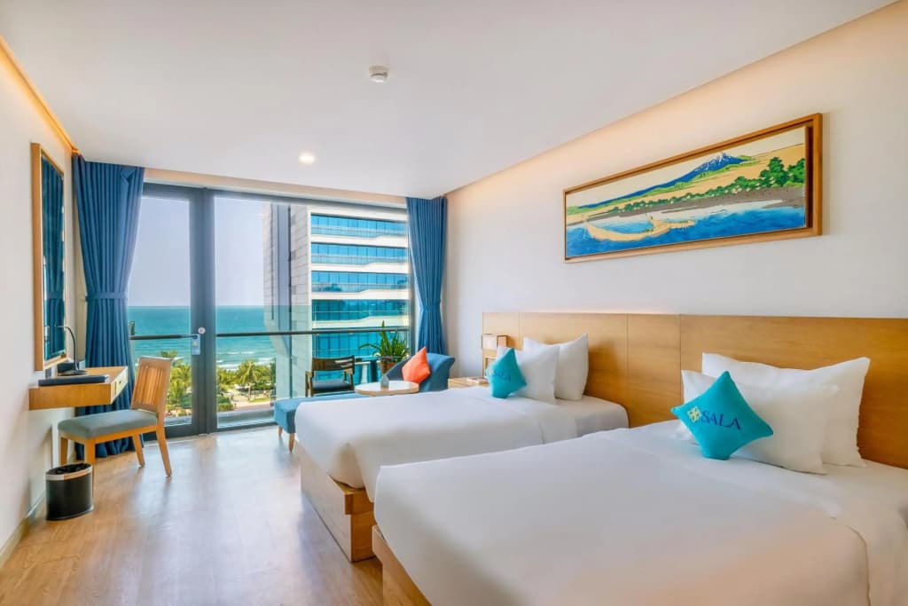 Sala Danang Beach Hotel - photo 4