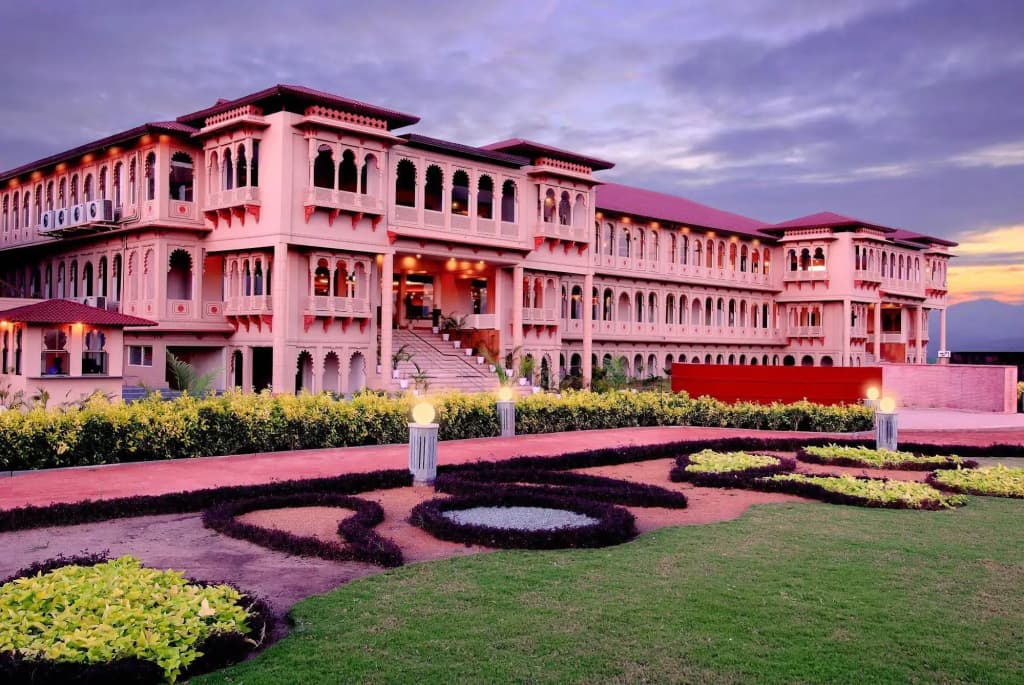 Gateway Kandla Gandhidham - photo 1