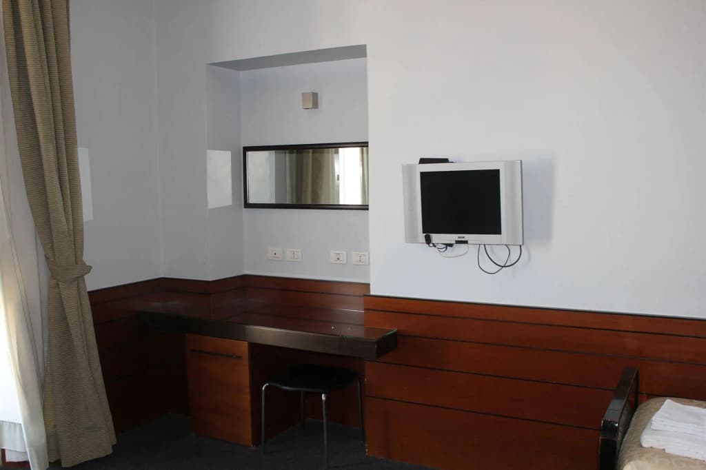 Romalive Hotel - photo 4
