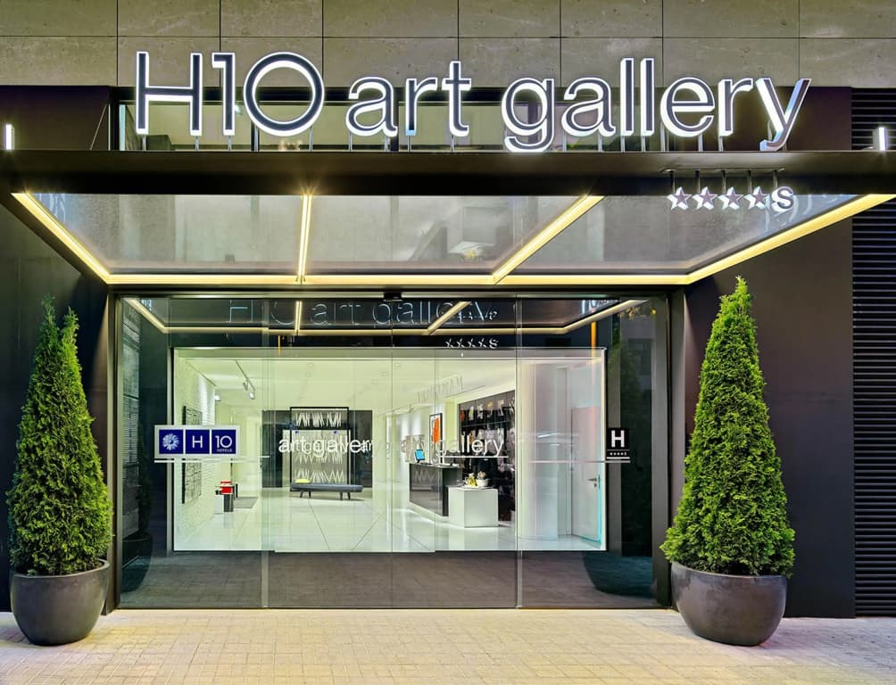 H10 Art Gallery - photo 1