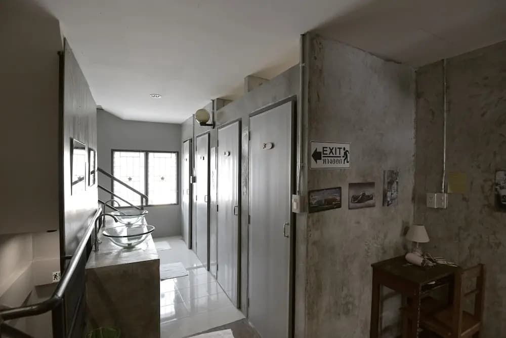 Ok Chic Phuket Hostel - photo 11