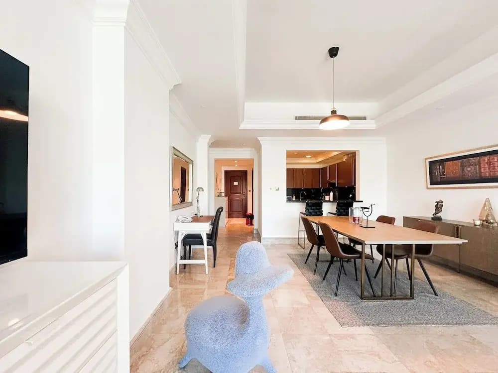 1BR North Residence with Beach Access - photo 3
