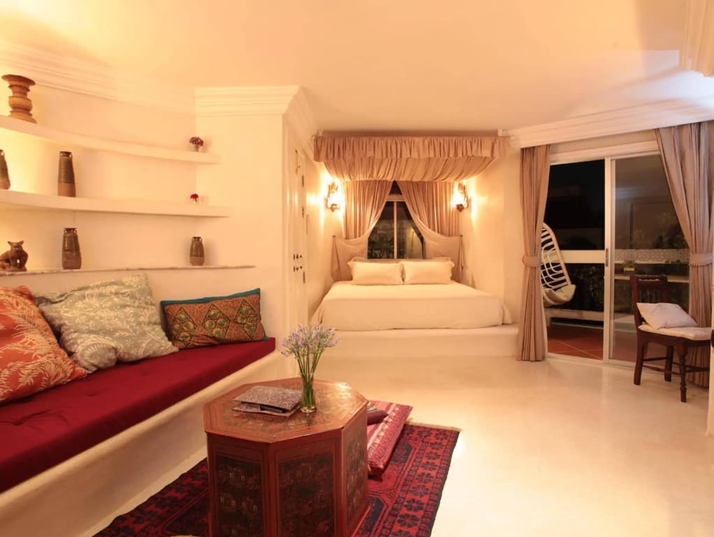 At Niman Conceptual Home - photo 4