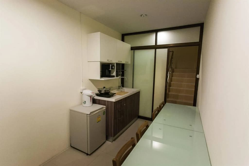 Abbey Road Hotel - photo 11