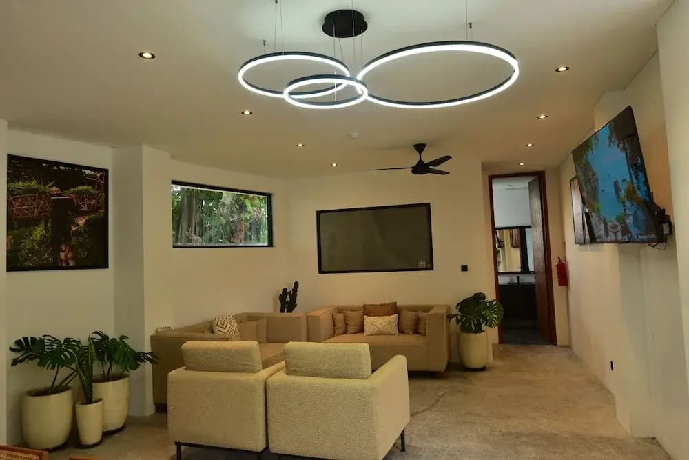 Onyx Beach Hotel - photo 2