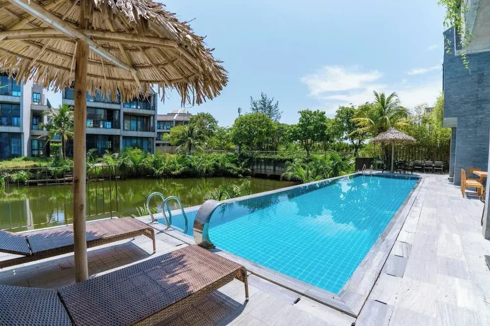 Gold Riverside Apartment & Villa - photo 12