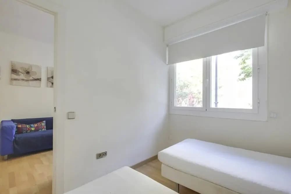 Cozy 2 Bedroom Next To Arc De Triomf - photo 1