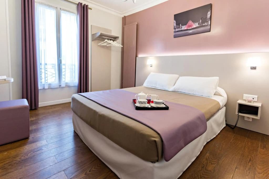 Modern Hotel - photo 10