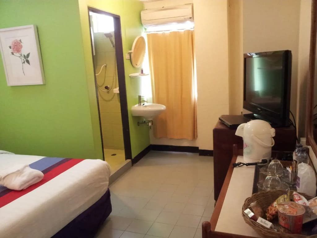 Sawasdee Sukhumvit Inn - photo 33
