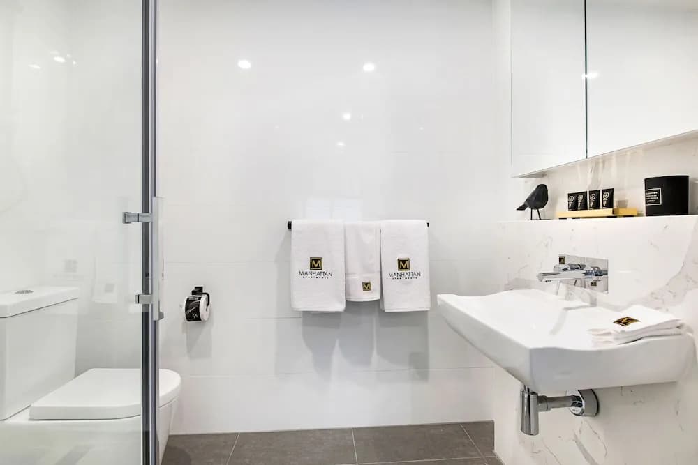 Manhattan Apartments - Caulfield North - photo 8