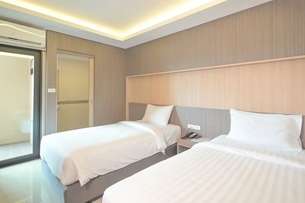 Sleep Hotel Bangkok - photo 4