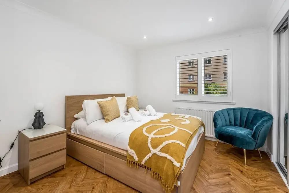 Luxury 2bed 2bath-ground Floor-free Parking - photo 3
