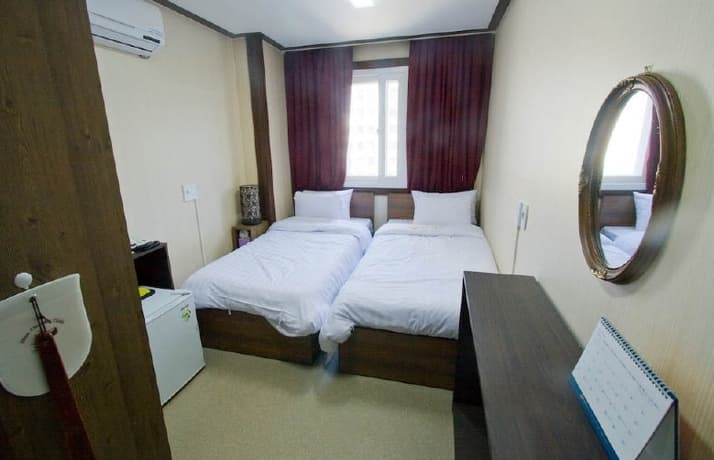 Hotel Myeongdong - photo 5