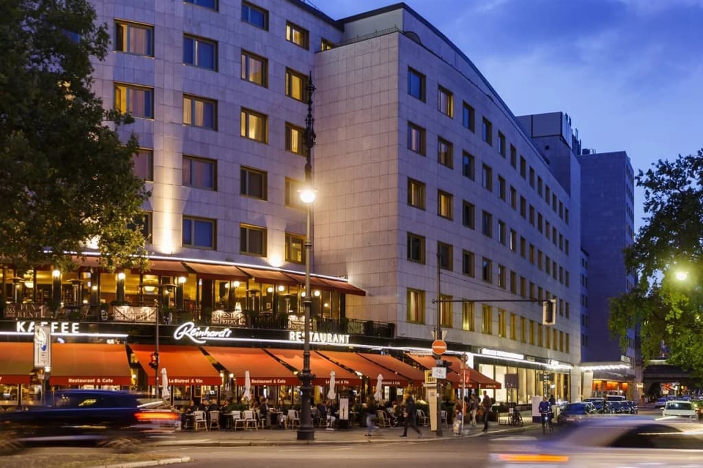 Hotel Bristol Berlin - photo 21