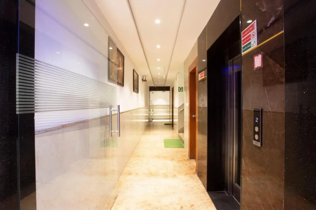 Hotel Arch Suites - photo 24