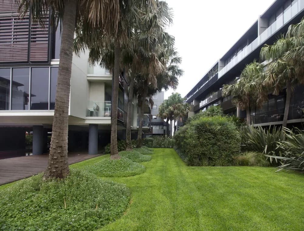 Urban Sea Drift - Rejuvenate Stays - photo 14