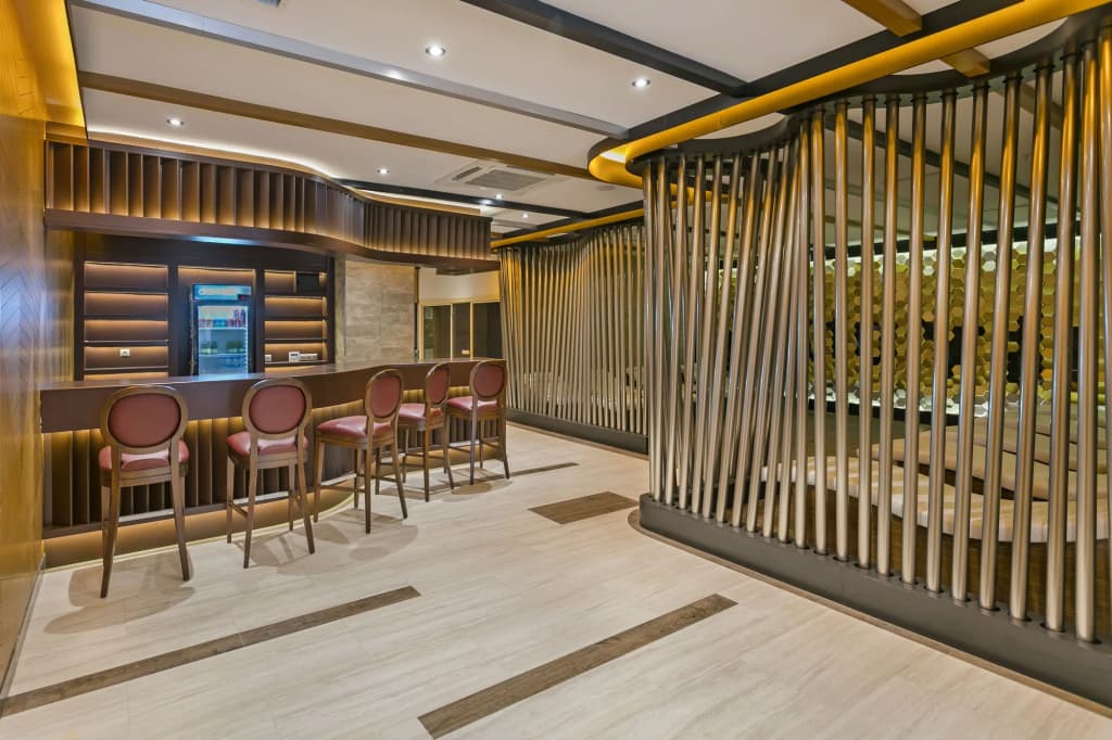 B Business Hotel & Spa - photo 22