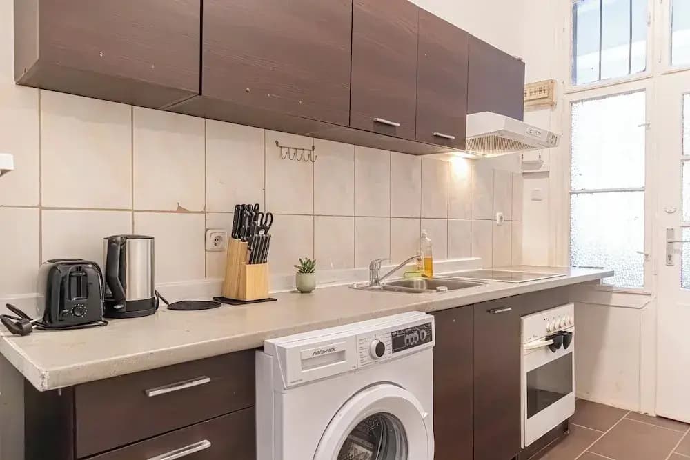 1BR Apt Near Westbahnhof Station - photo 7