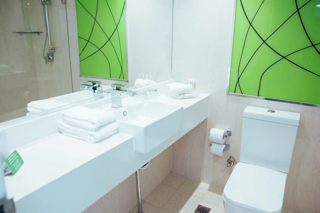 Holiday Inn Warwick Farm by IHG - photo 11