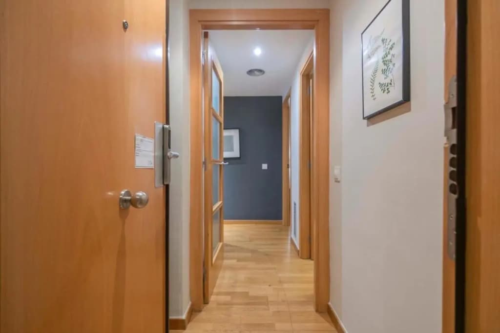 Modern and bright apartment in Eixample 2-2 - photo 2