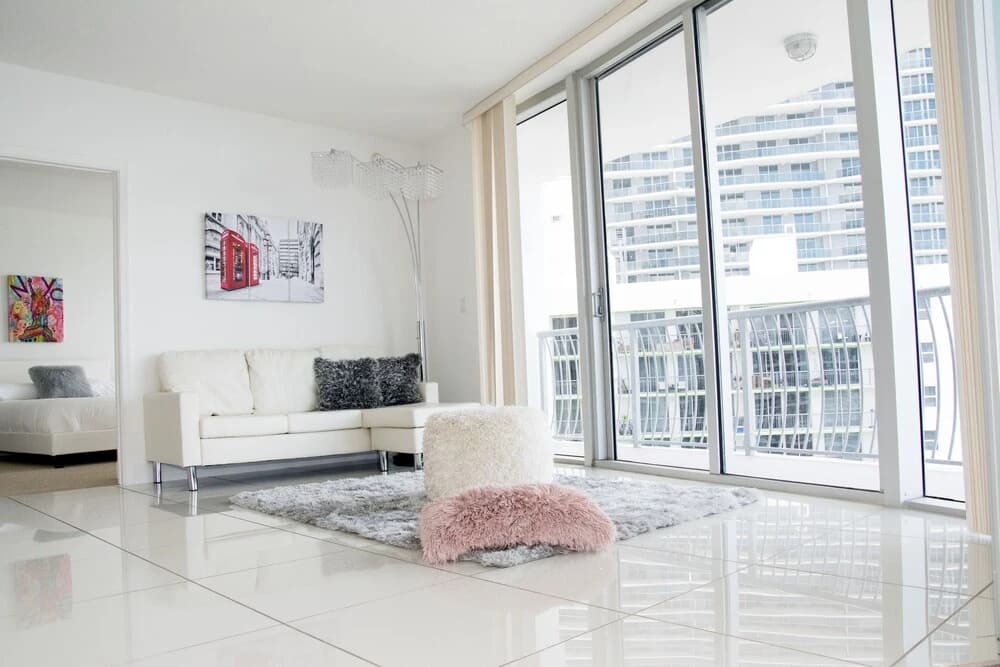 One Luxury Miami Brickell - photo 3