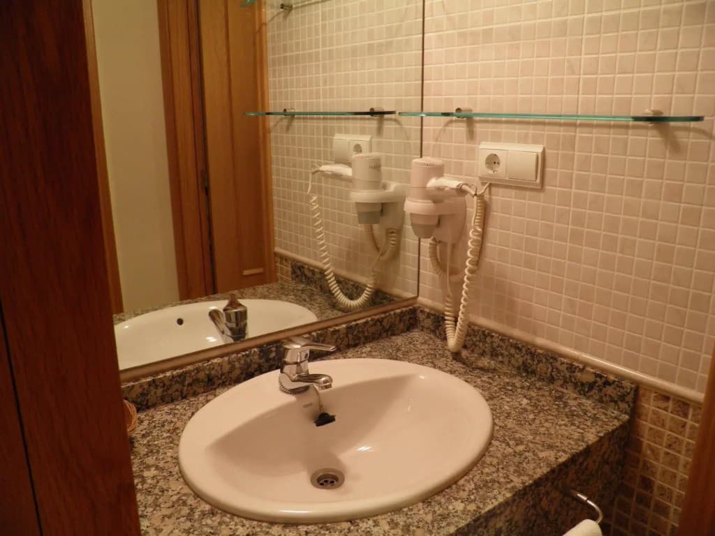 Apartaments Sant Jordi Comtal 33 - photo 8