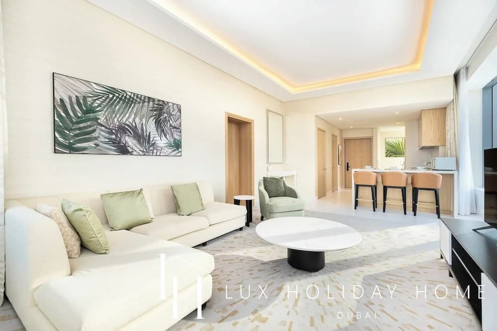 LUX Iconic Views at Palm Tower Suite 2 - photo 20