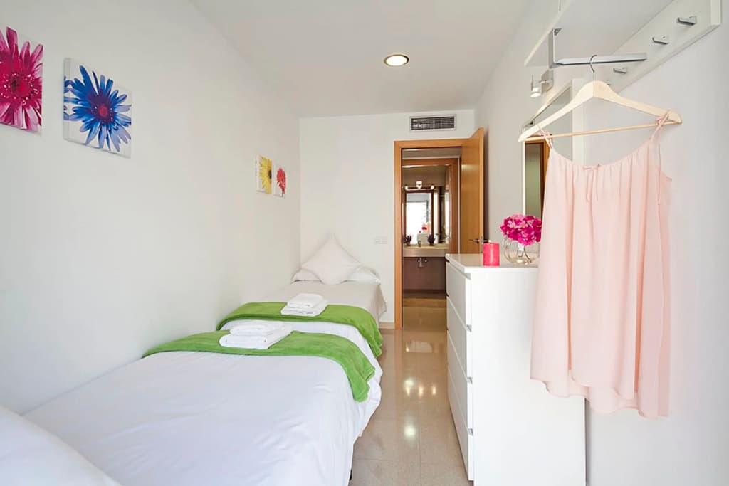 Charmsuites Paralel Apartments - photo 4