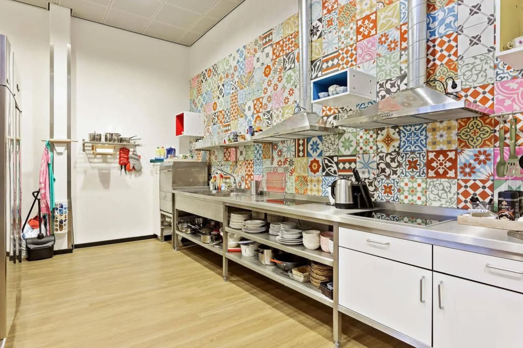Hostelle - Caters to Women - photo 11