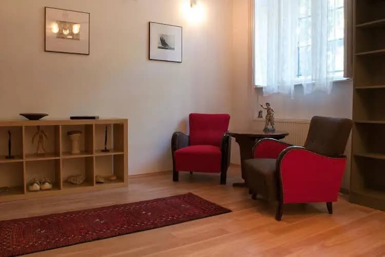 Castle Apartment - photo 8