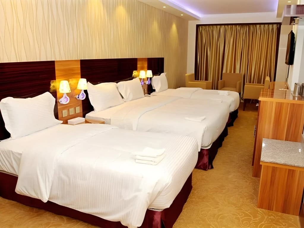Fal Hotel L.L.C - photo 3