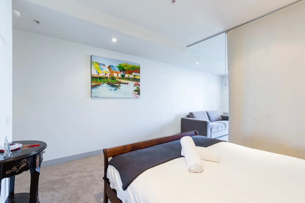 Leila, 1BDR Melbourne Apartment - photo 13