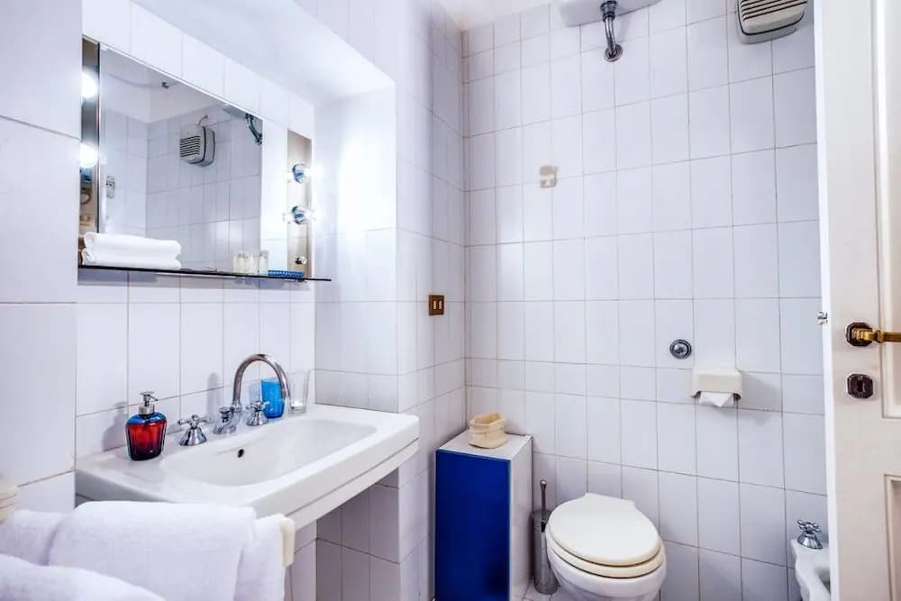 Well Decorated Flat With Amazing Central Location! - photo 8