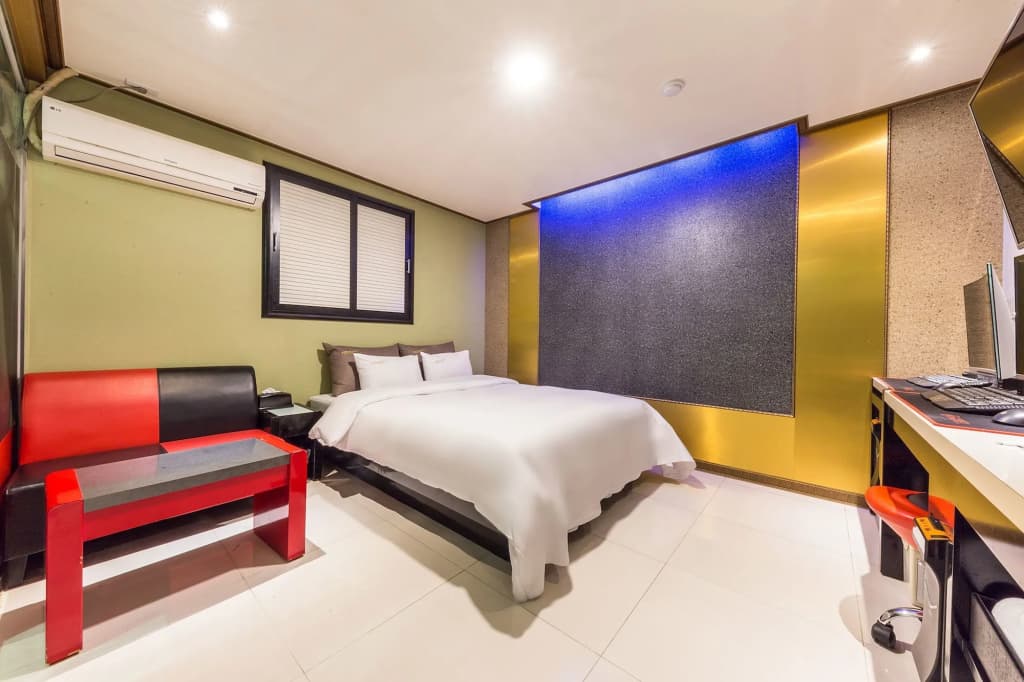 SOL Hotel - photo 1