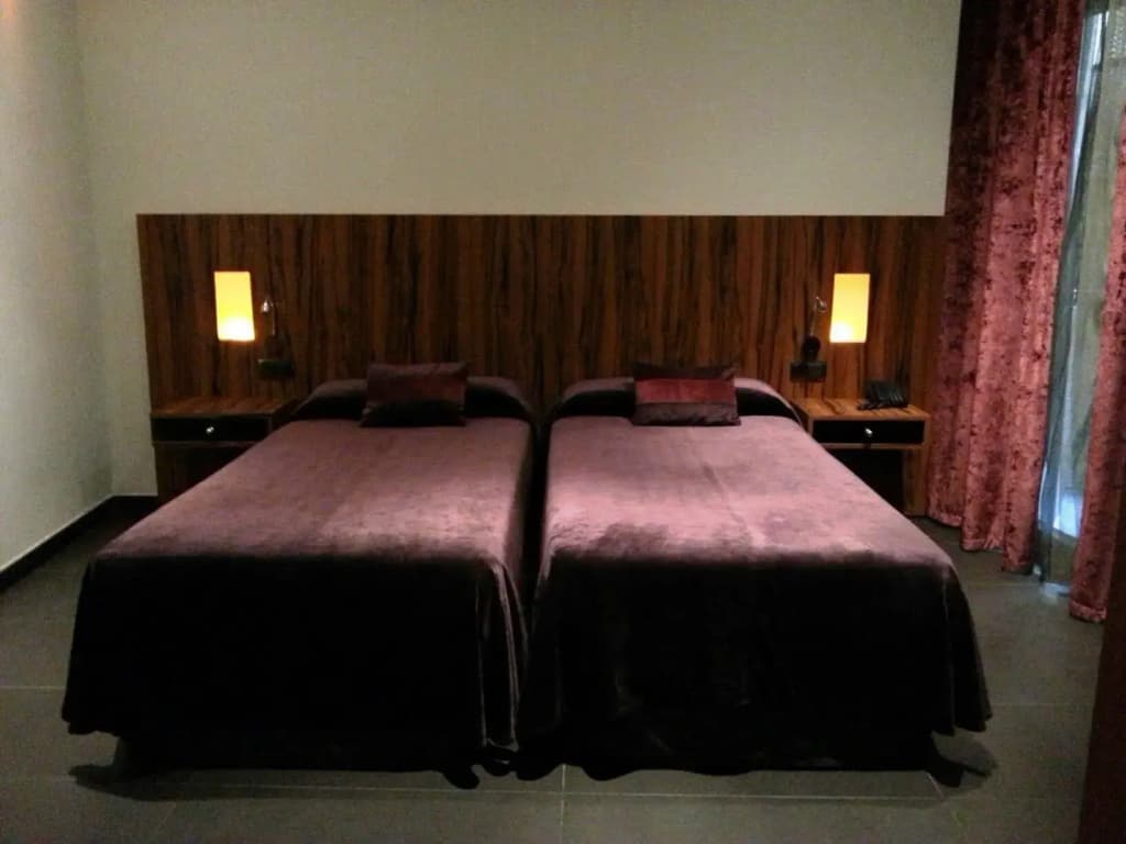 California Hotel - photo 6