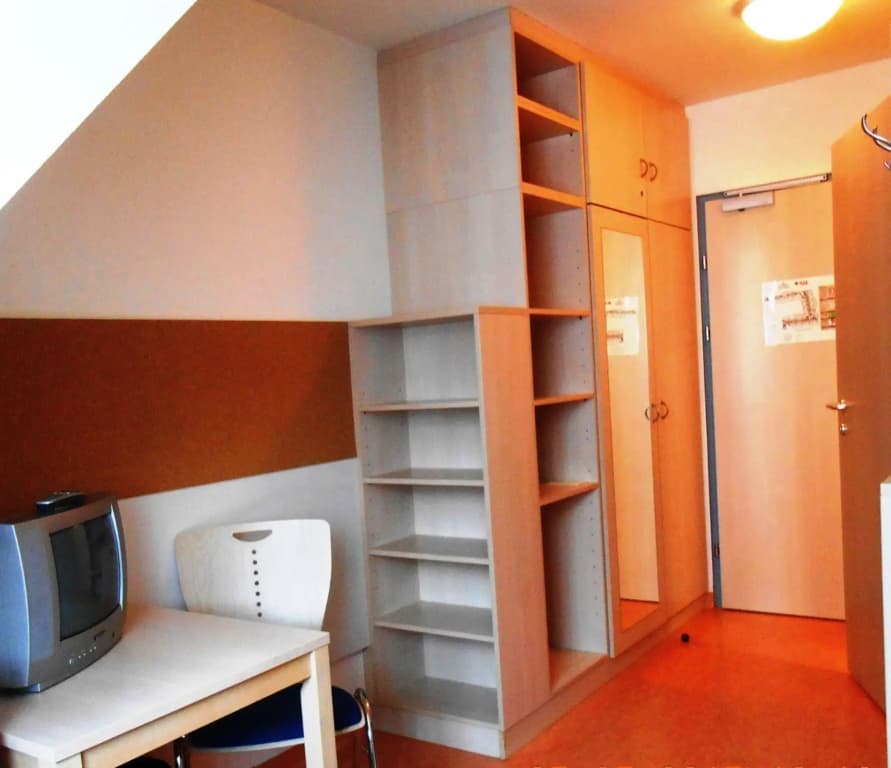 Hotel Kolpinghaus Wien Zentral - photo 3