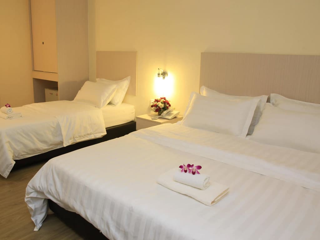 Hotel Zamburger Bukit Segar - photo 3