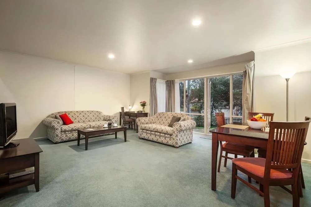 Alphington Serviced Apartments - photo 3