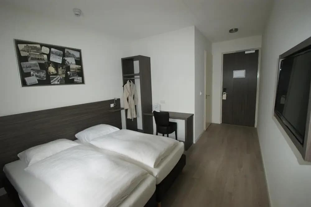 Hotel De Keizerskroon - photo 6