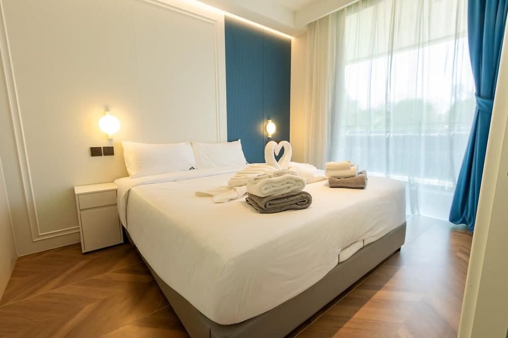 Beachfront Paradise 99 Two Bed Room A5 - photo 1