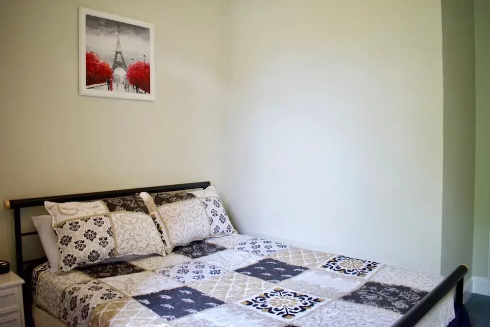 Welcoming 2 Bedroom Flat Near Fountainbridge - photo 21