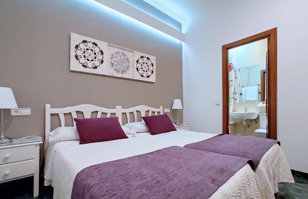 Hostal Bruña - photo 4