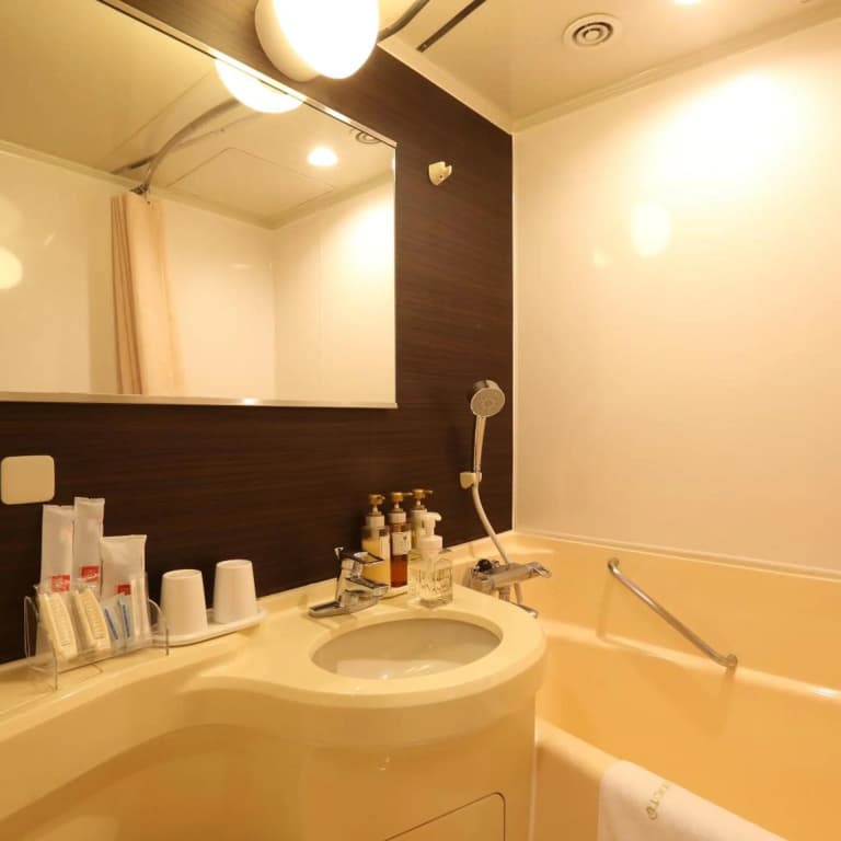 Osaka Tokyu Rei Hotel - photo 26
