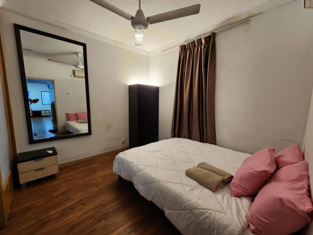 Own Private Jucuzzi POOL inside Sri Petaling Hse - photo 2