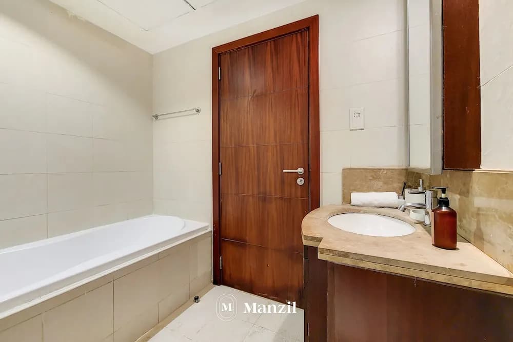 Manzil -Cozy 1BR Apt w/ Downtown Skyline Burj View - photo 7